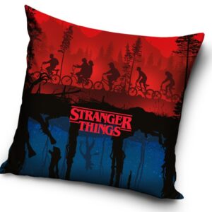 Stranger Things Upside Down párnahuzat 40x40 cm – Játékmancs